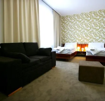 Ring 3* Orechová Potôň