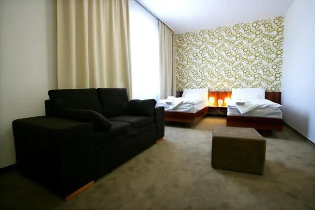 Ring 3* Orechová Potôň